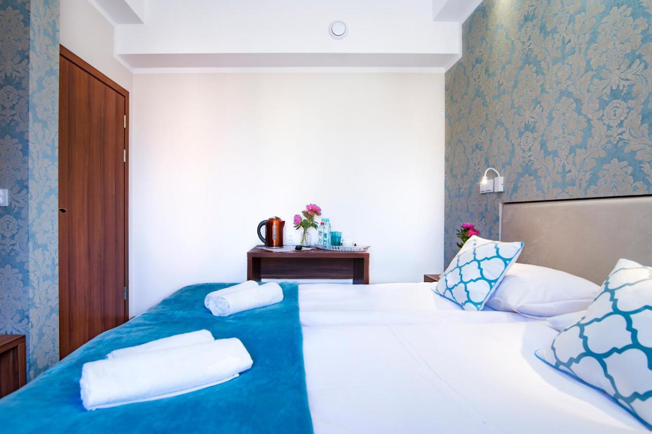 Pod Wzgorzem Bed & Breakfast Фромборк Екстер'єр фото